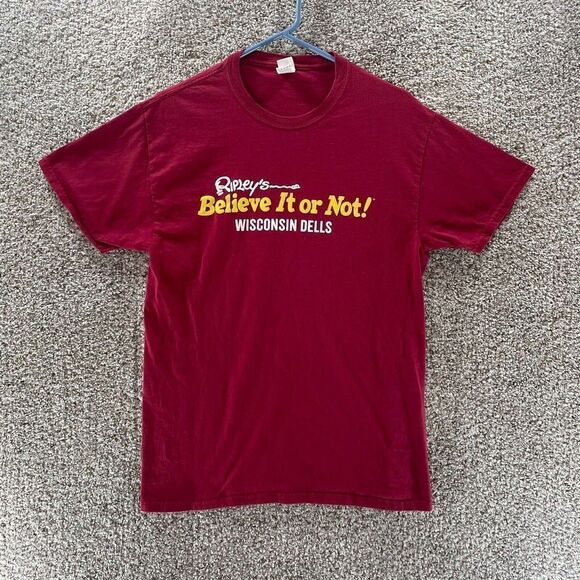 Ripley's Believe It Or Not Shirt Adult Medium Red Wisconsin Dells Cotton Casual - Picture 1 of 11